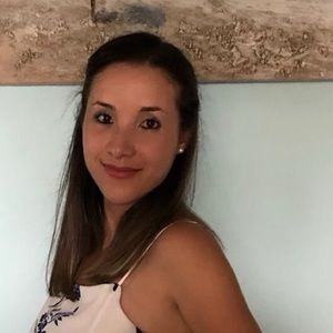 Meet your Posher, Ana